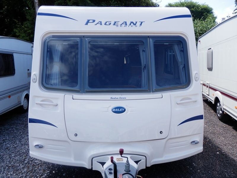 2008 Bailey Pageant Champagne image 1