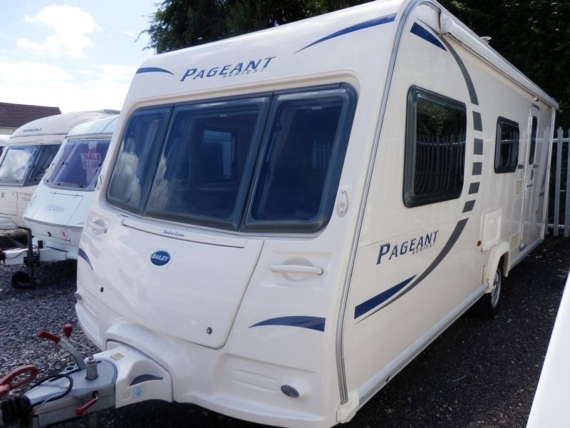 2008 Bailey Pageant Champagne image 3