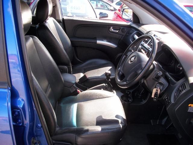 2006 KIA Sportage 2.0 CRDi XS 5dr Full Service History image 8