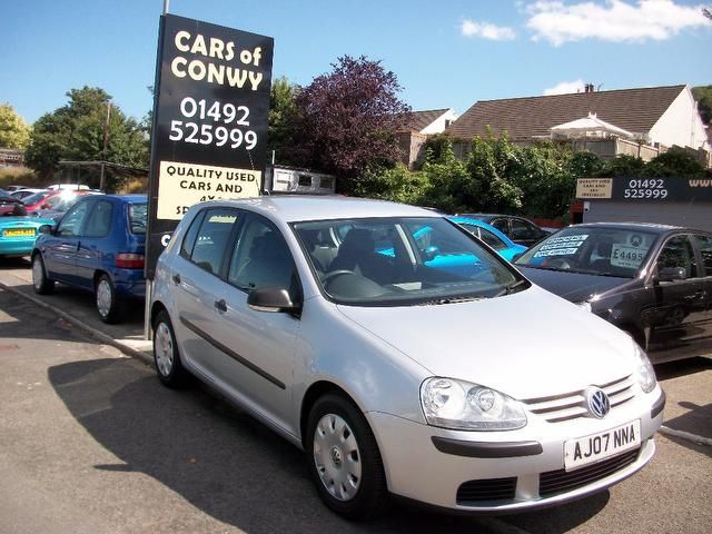 2007 Volkswagen Golf 1.4 S 5dr image 1