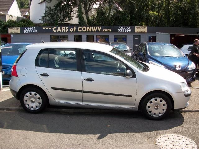 2007 Volkswagen Golf 1.4 S 5dr image 2