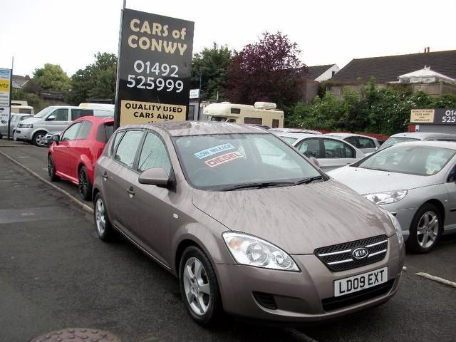2009 KIA Cee'D 1.6 CRDi GS 5dr Full Service History Low Miles image 1