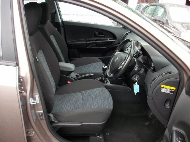 2009 KIA Cee'D 1.6 CRDi GS 5dr Full Service History Low Miles image 8