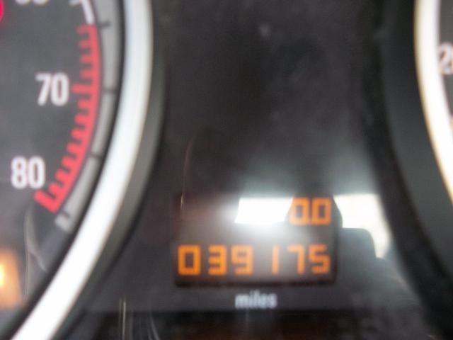 2006 Vauxhall Astra 1.6 i 16v Twin Top 2dr Low Mileage image 9