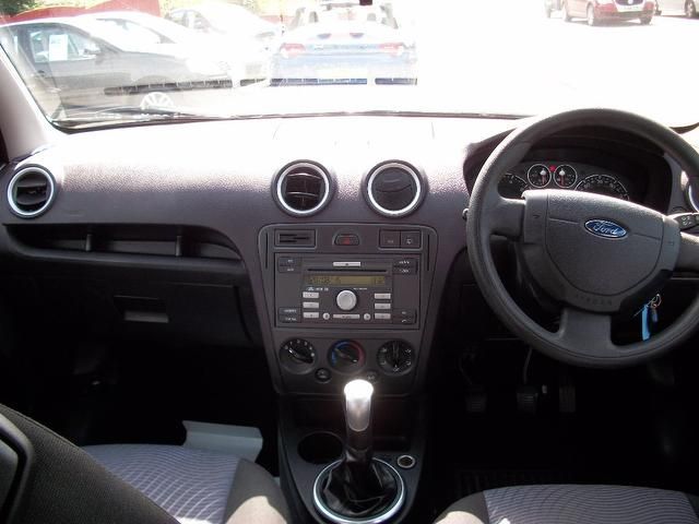 2007 Ford Fusion 1.6 Zetec Climate 5dr 1 Owner, Full Service History image 7