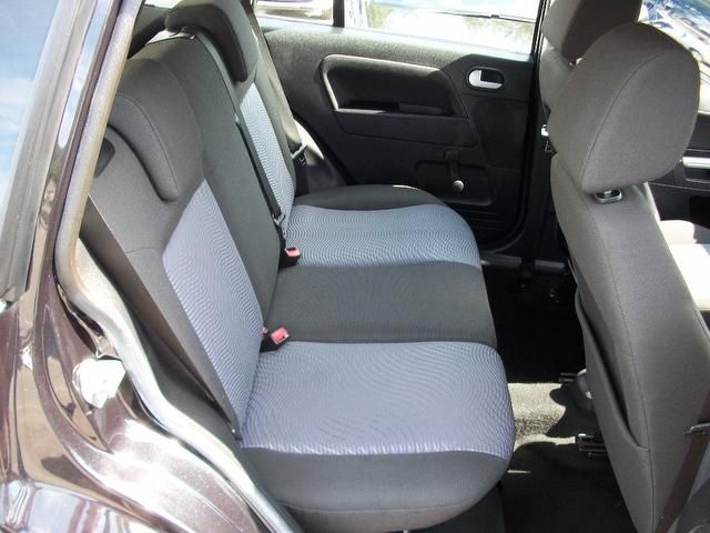 2007 Ford Fusion 1.6 Zetec Climate 5dr 1 Owner, Full Service History image 9