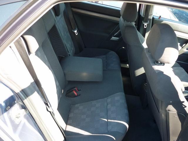 2008 Vauxhall Vectra 1.8 i VVT SRi 5dr image 9