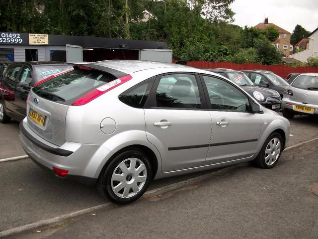 2007 Ford Focus 1.6 LX 5dr Low Mileage image 2