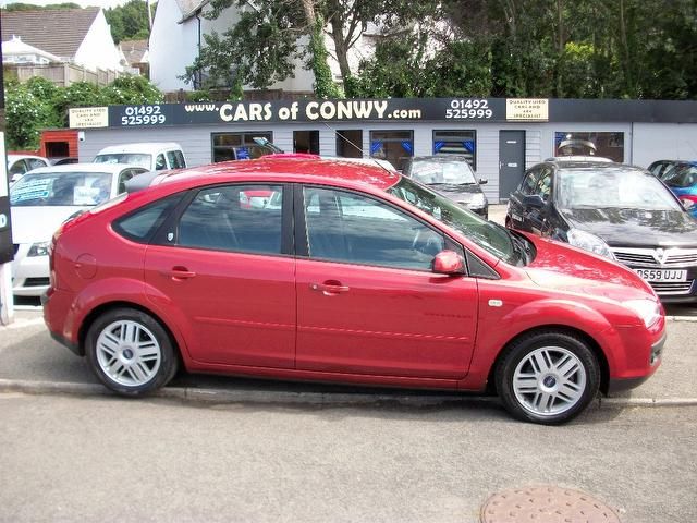 2006 Ford Focus 1.6 Ghia 5dr Full History 8 Stamps image 2