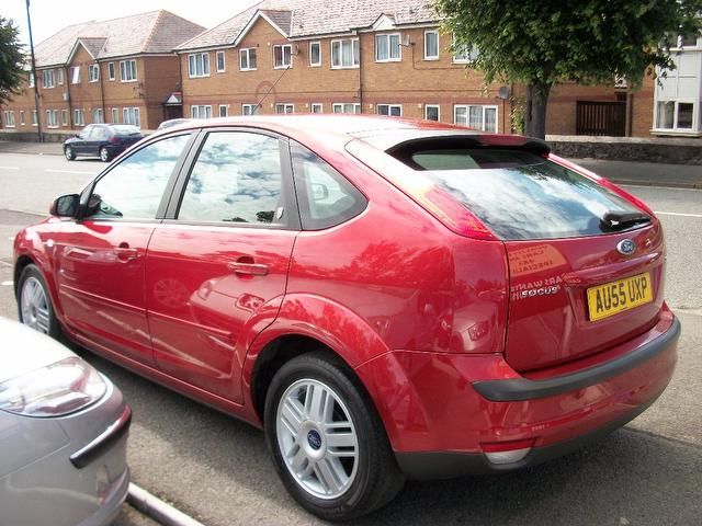 2006 Ford Focus 1.6 Ghia 5dr Full History 8 Stamps image 4