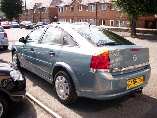 2006 Vauxhall Vectra 1.9 CDTi 16v Life 5dr Full Main Dealer Service image 4