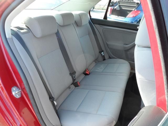 2008 Volkswagen Jetta 1.9 TDI S 4dr 1 0WNER,PRISTINE! image 6