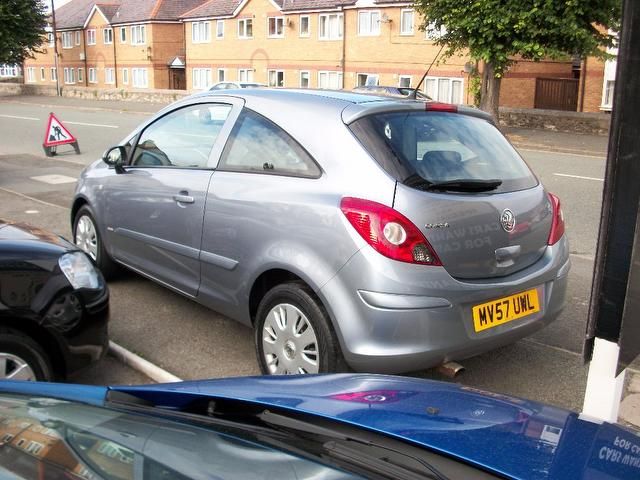 2007 Vauxhall Corsa 1.2 i 16v Club 3dr image 4