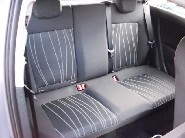 2007 Vauxhall Corsa 1.2 i 16v Club 3dr image 8