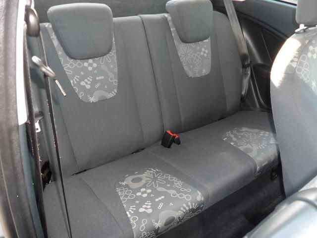 2010 Ford KA 1.2 Style 3dr ECONOMICAL!! image 6