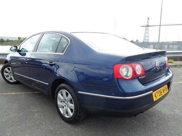 2006 Volkswagen Passat 2.0 TDI SE 4dr image 3