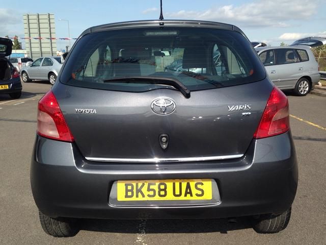 2008 Toyota Yaris 1.3 VVT-i TR 3dr FULL HISTORY!! image 4