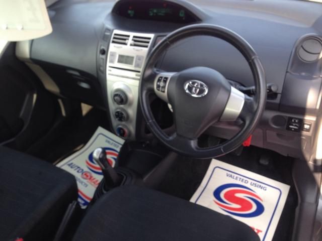 2008 Toyota Yaris 1.3 VVT-i TR 3dr FULL HISTORY!! image 8