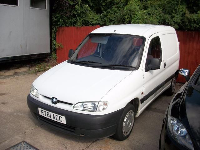 1998 PEUGEOT PARTNER 1905 cc image 1