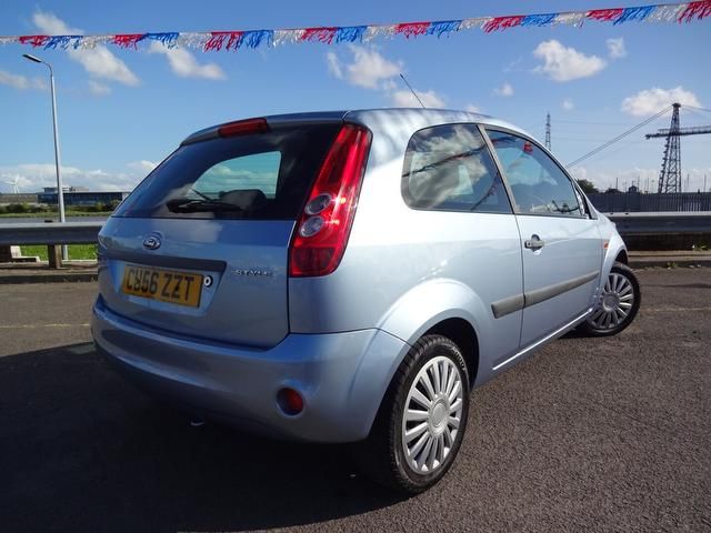 2006 Ford Fiesta 1.25 Style 3dr FSH! CLEAN CAR! image 3