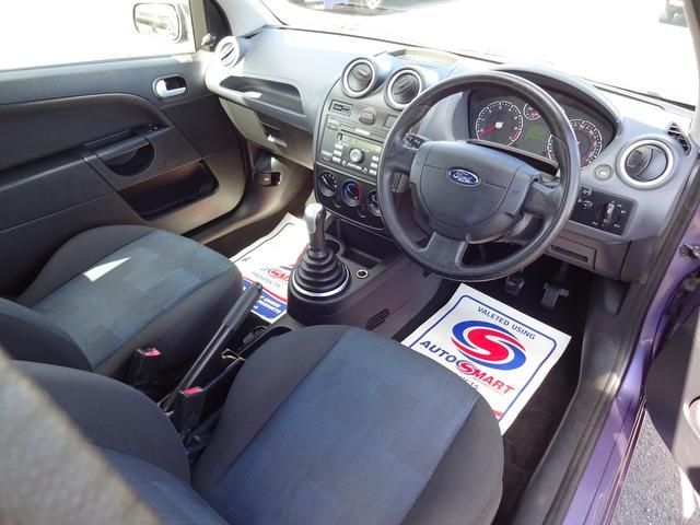 2006 Ford Fiesta 1.4 Zetec 3dr Service History! image 7