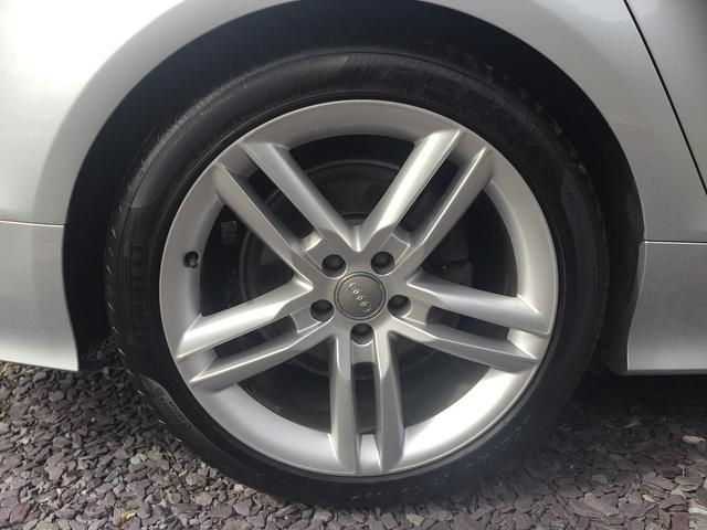 2010 Audi A5 2.7 TDI S Line 2dr Multitronic FSH Sat Nav Phone Prep image 13