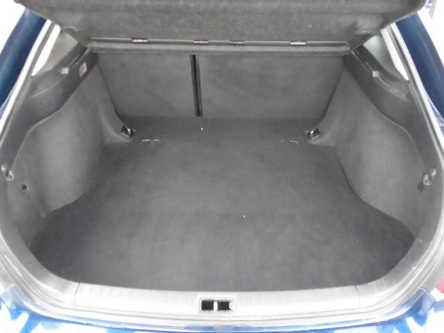 2004 Toyota Avensis 2.0 VVT-i T Spirit 5dr image 7