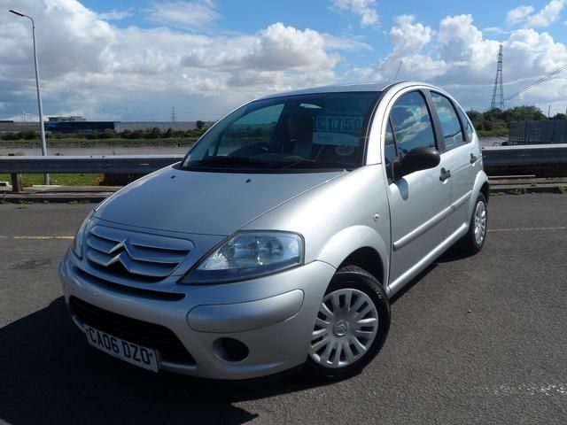 2006 Citroen C3 1.4 i Desire 5dr CLEAN HATCH!! LONG MOT! image 2