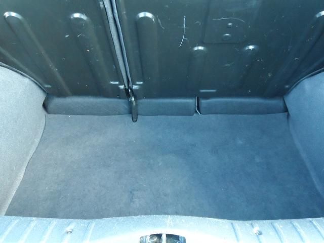 2006 Citroen C3 1.4 i Desire 5dr CLEAN HATCH!! LONG MOT! image 8