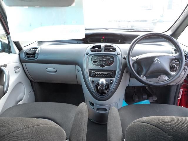 2006 Citroen Xsara Picasso 1.6 i 16v Desire 5dr IDEAL FAMILY MPV!! image 5