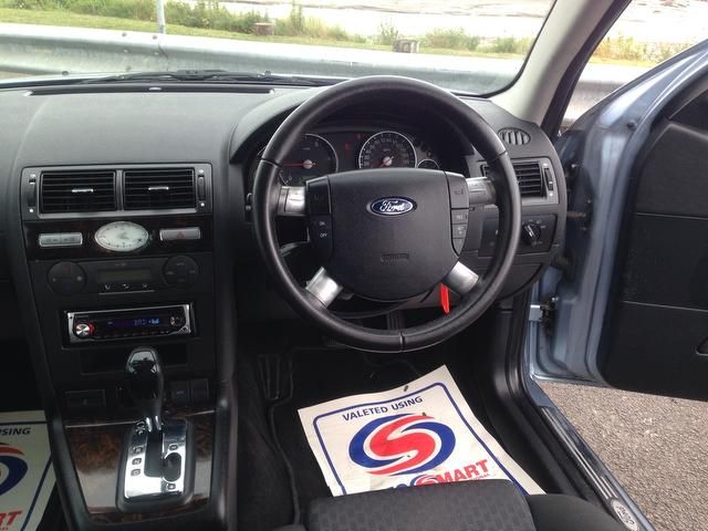 2005 Ford Mondeo 2.0 TDCi Ghia 5dr CLEAN, DIESEL HATCH image 7