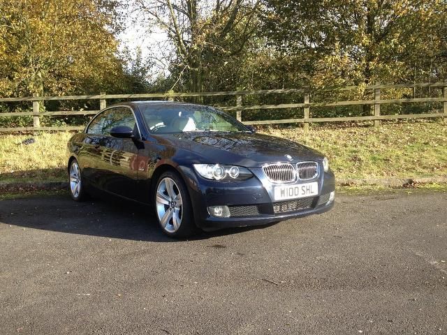 2007 BMW 3 SERIES 330d SE 2dr Step Auto 3.0 Full cream Leather /5 stamps image 5