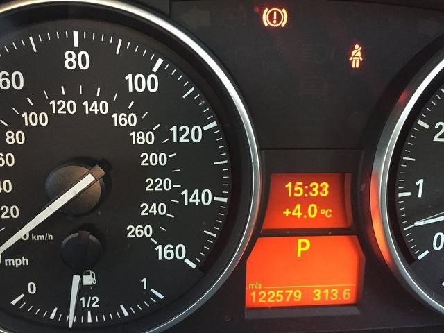 2006 BMW 3 SERIES 3.0 335i SE 2dr Sat nav, bluetooth, 2 keys image 5