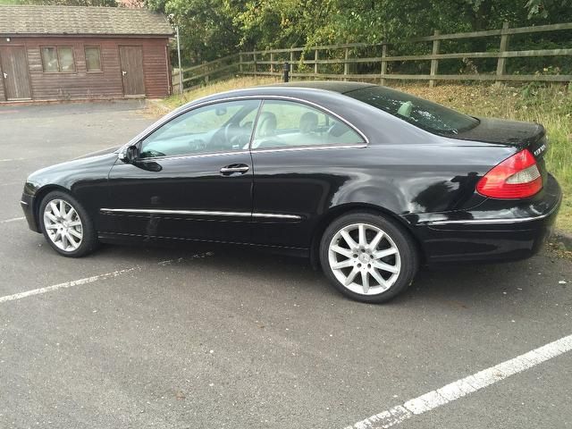2005 Mercedes-Benz CLK 320 CDi Avantgarde 2dr Tip Auto 3.0 Sat Nav image 3