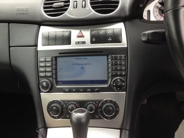 2005 Mercedes-Benz CLK 320 CDi Avantgarde 2dr Tip Auto 3.0 Sat Nav image 6