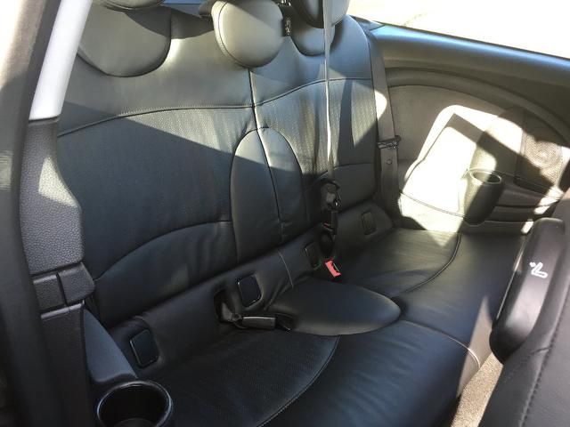 2008 MINI Clubman 1.6 D Cooper 5dr Full Leather image 6
