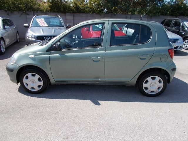 2005 Toyota Yaris 1.0 VVT-i T3 5dr image 4