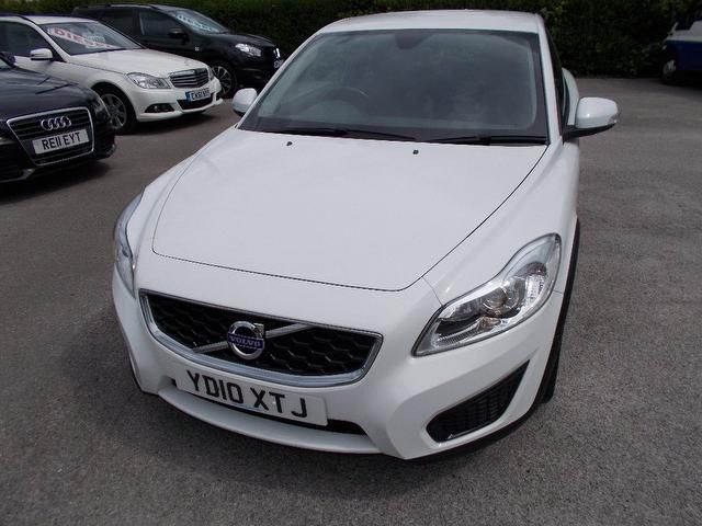 2010 Volvo C30 1.6 D DRIVe S 2dr image 2