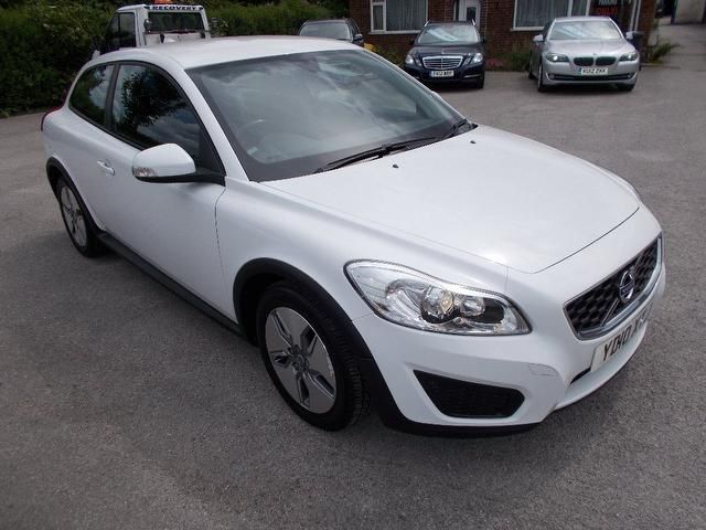 2010 Volvo C30 1.6 D DRIVe S 2dr image 4