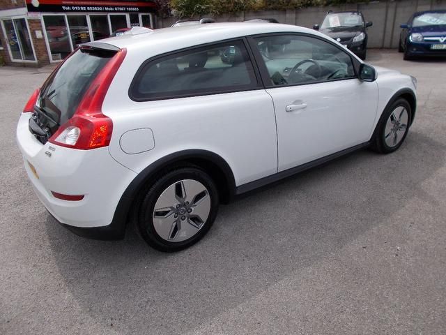 2010 Volvo C30 1.6 D DRIVe S 2dr image 5