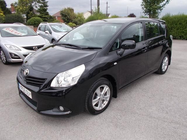 2009 Toyota Verso 2.0 D-4D TR 5dr (7 seat) image 1
