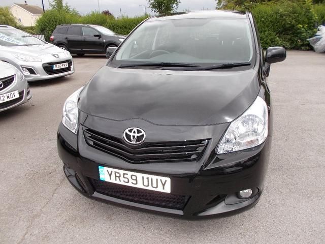 2009 Toyota Verso 2.0 D-4D TR 5dr (7 seat) image 2