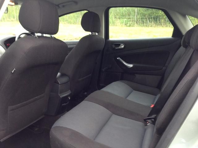 2007 Ford Mondeo 1.8 TDCi Edge 5dr (6 speed) image 8