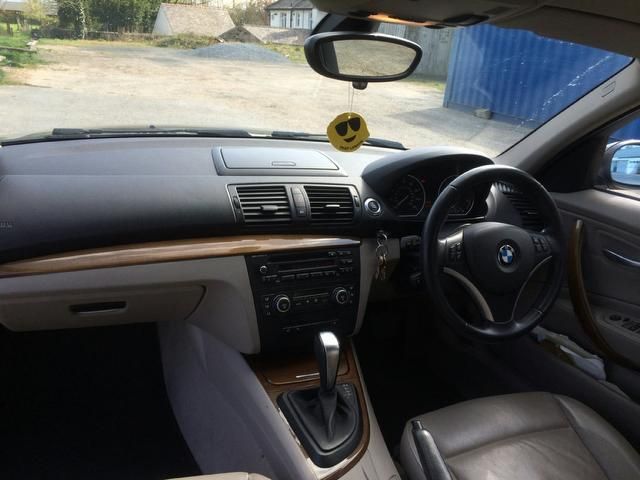 2007 BMW 1 SERIES 2.0 120d SE 5dr image 6
