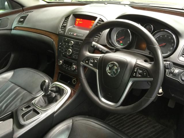2009 Vauxhall Insignia 2.0 CDTi 16v Elite 5dr image 7