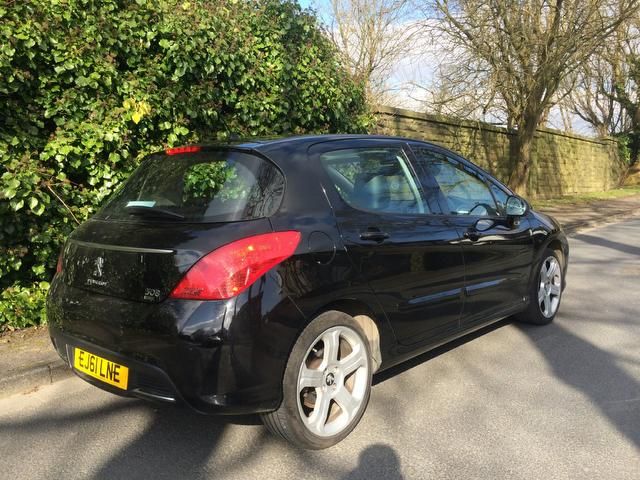 2011 Peugeot 308 1.6 e-HDi Allure 5dr image 2