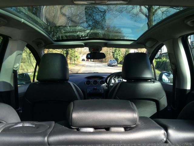 2011 Peugeot 308 1.6 e-HDi Allure 5dr image 8