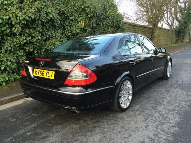 2006 Mercedes-Benz E Class 3.0 E320 CDI Sport 7G-Tronic 4dr image 2