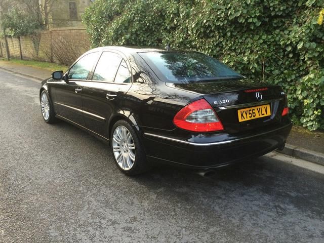 2006 Mercedes-Benz E Class 3.0 E320 CDI Sport 7G-Tronic 4dr image 4
