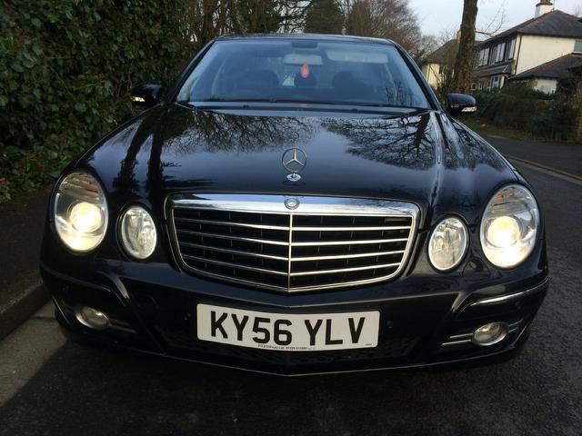2006 Mercedes-Benz E Class 3.0 E320 CDI Sport 7G-Tronic 4dr image 5